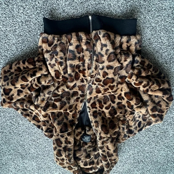 Zara Leopard Print Teddy Jacket - Picture 5 of 7